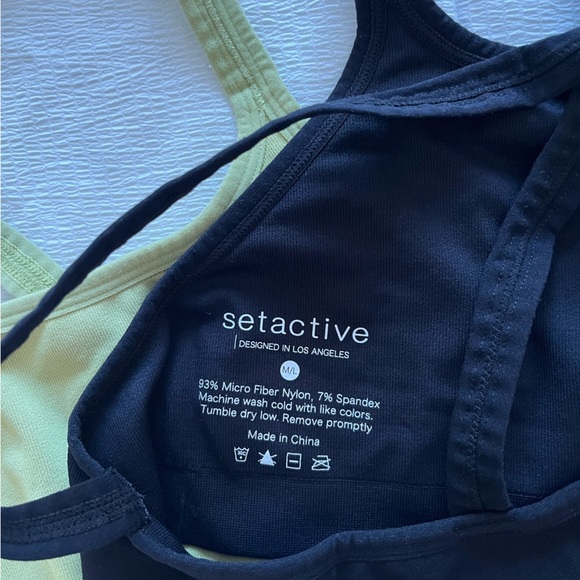 Two SET ACTIVE Square Neck Sports Bras, Green and Black size m/l - Picture 2 of 2